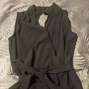 Elegant Black Sleeveless jumpsuit